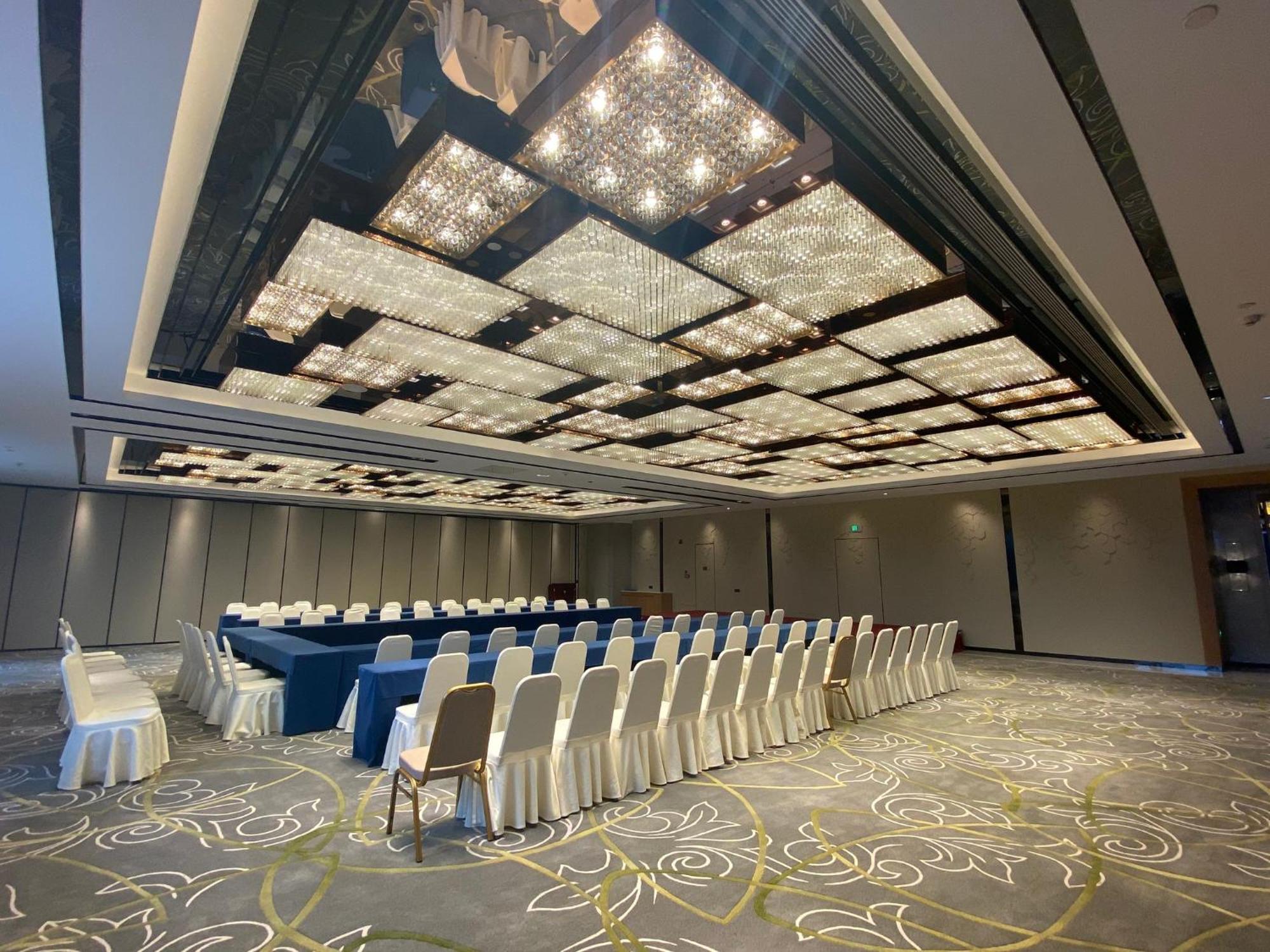 Holiday Inn Guangzhou South Lake Hotel - Ideal For Business & Leisure Luaran gambar
