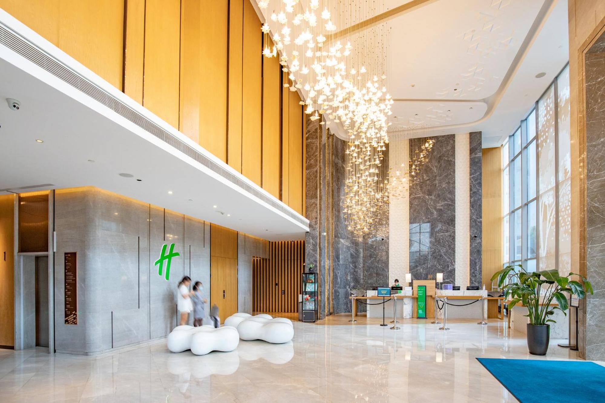 Holiday Inn Guangzhou South Lake Hotel - Ideal For Business & Leisure Luaran gambar